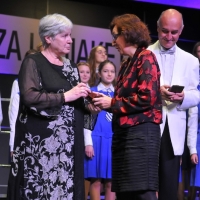 /file/gallery/774-2j54ecqhul-66-sesion-clausura-.jpg